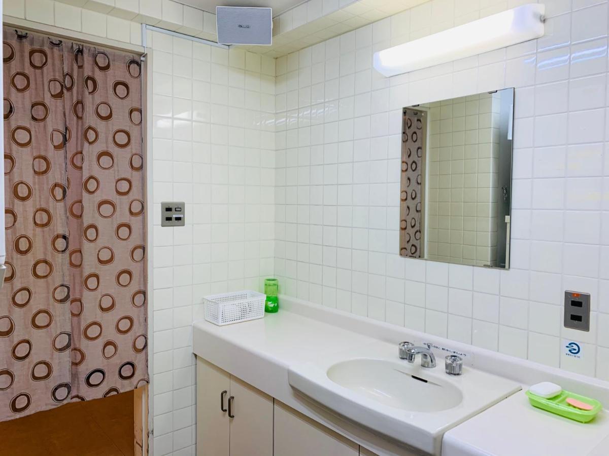 Guesthouse Shiawase Eki Fukuoka  Eksteriør bilde