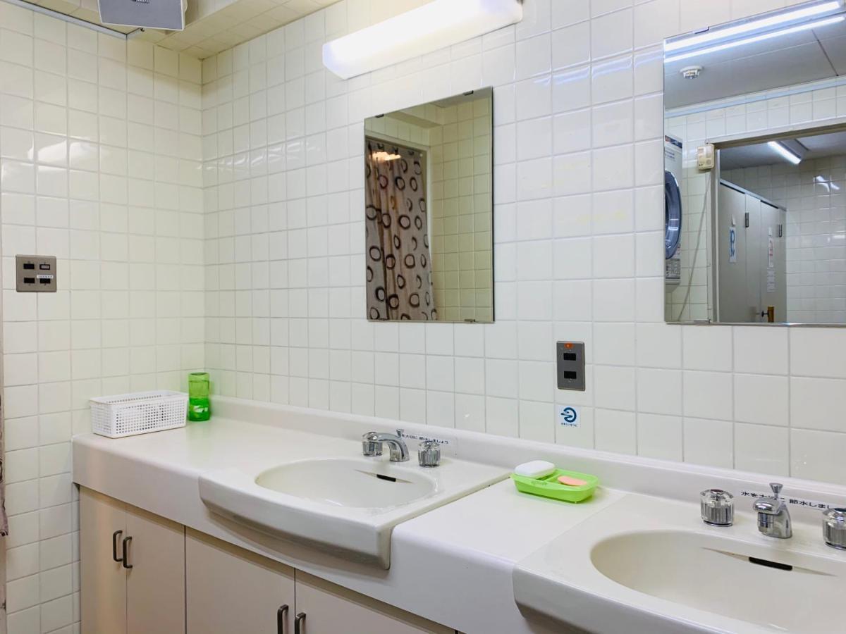 Guesthouse Shiawase Eki Fukuoka  Eksteriør bilde