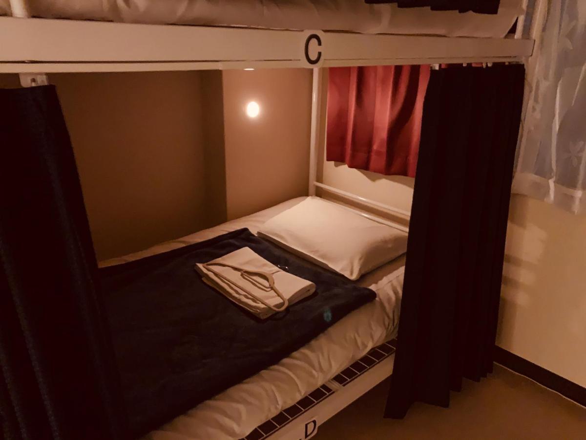 Guesthouse Shiawase Eki Fukuoka  Eksteriør bilde