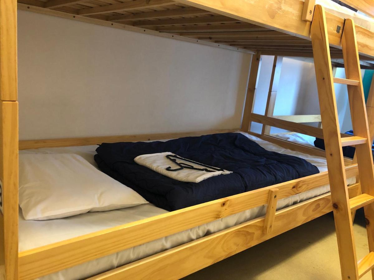 Guesthouse Shiawase Eki Fukuoka  Eksteriør bilde